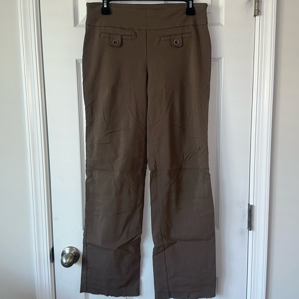 style&CO. Tan women, leggings, pants size M tall bootcut very good condition.